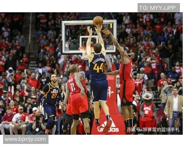 篮网与湖人激战正酣精彩比赛瞬间回顾与分析