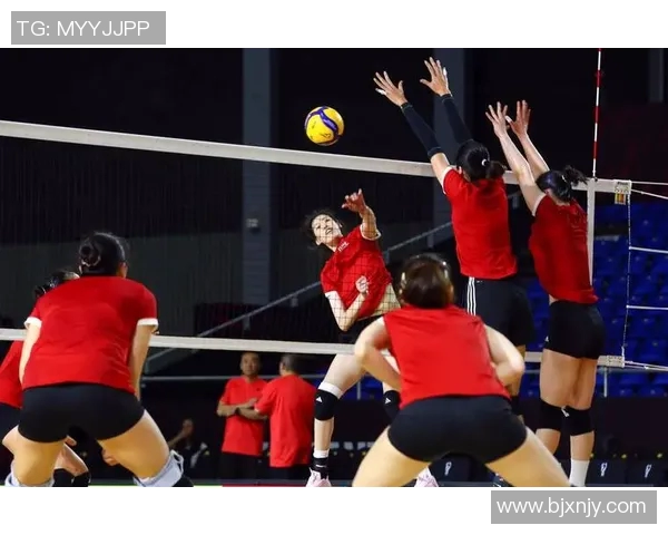 澳大利亚女排迎战伊朗队争夺亚洲排球锦标赛的荣耀与胜利 澳大利亚女排迎战伊朗队争夺亚洲排球锦标赛的荣耀与胜利
