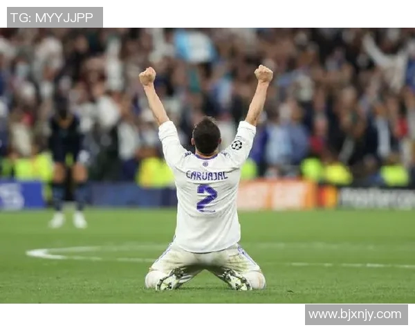 卡瓦哈尔在欧冠对决中挑战拜仁展现绝佳防守与进攻实力