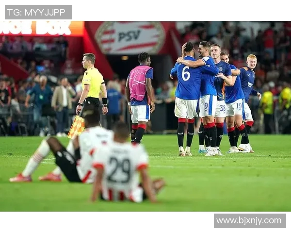 基辅迪纳摩与阿尔克马尔激战正酣比分揭晓引发热议