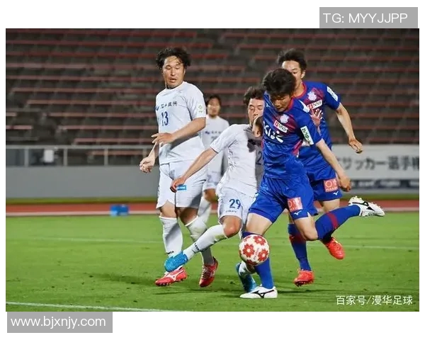 山口雷法与甲府的激烈对决展现足球魅力与团队精神的巅峰之战