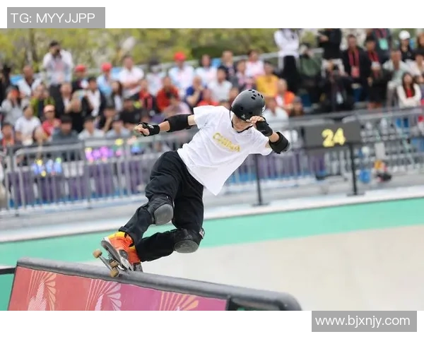 深圳滑板队荣登滑板节奏排行榜第四名展现实力与风采