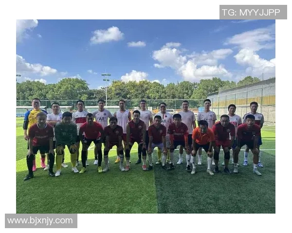 广州足球队团队协作深度解析与其他球队的对比研究