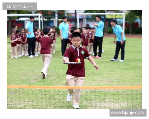 成都网球队的成长之路：从青涩少年到网球精英的真实纪实